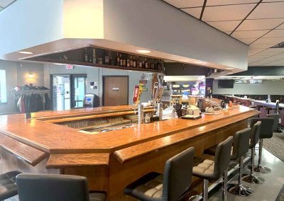 bar area at the bowl and brew in annandale mn